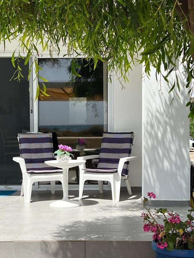 Cozy Beach House Pervolia Exterior foto