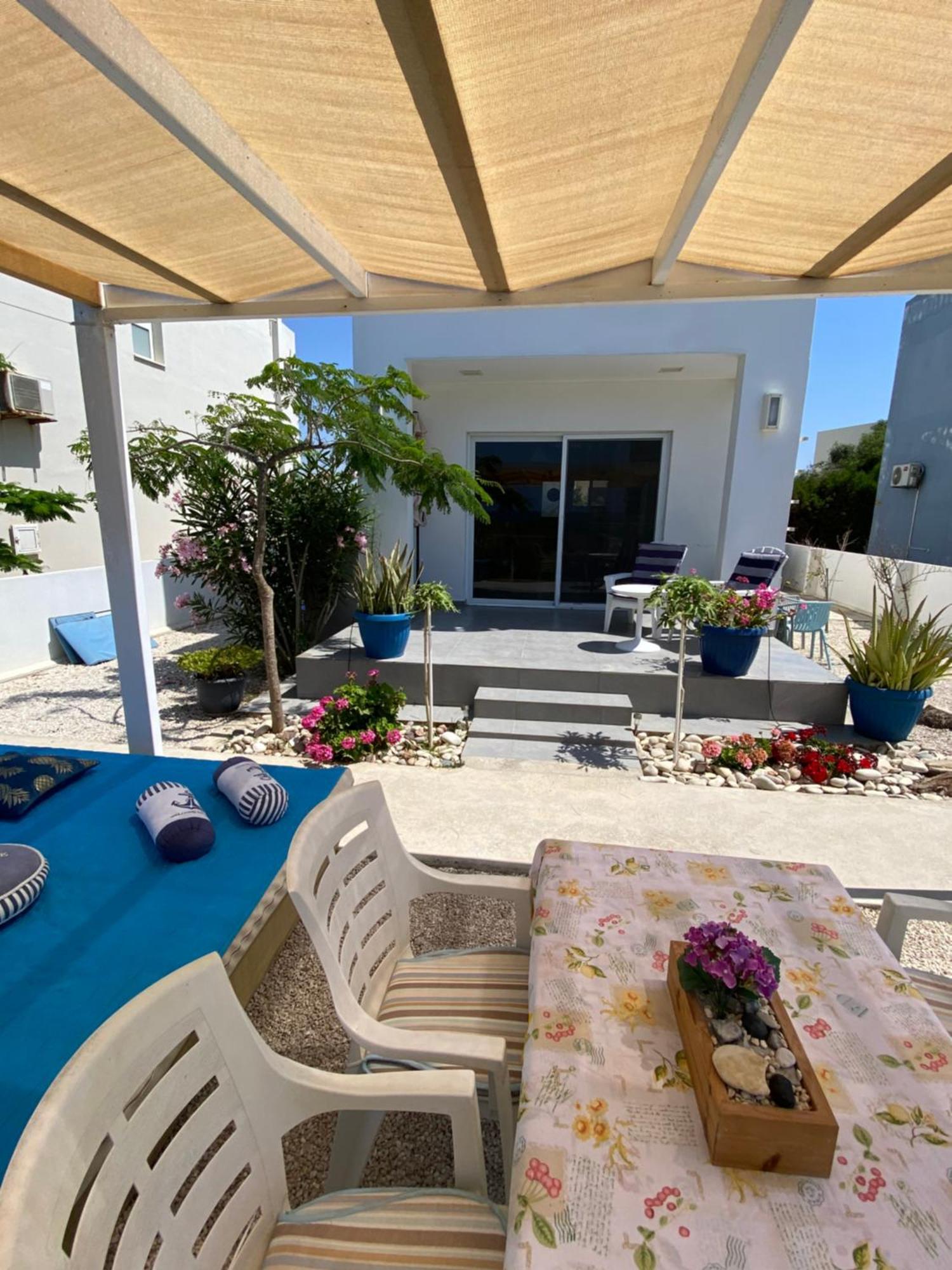 Cozy Beach House Pervolia Exterior foto