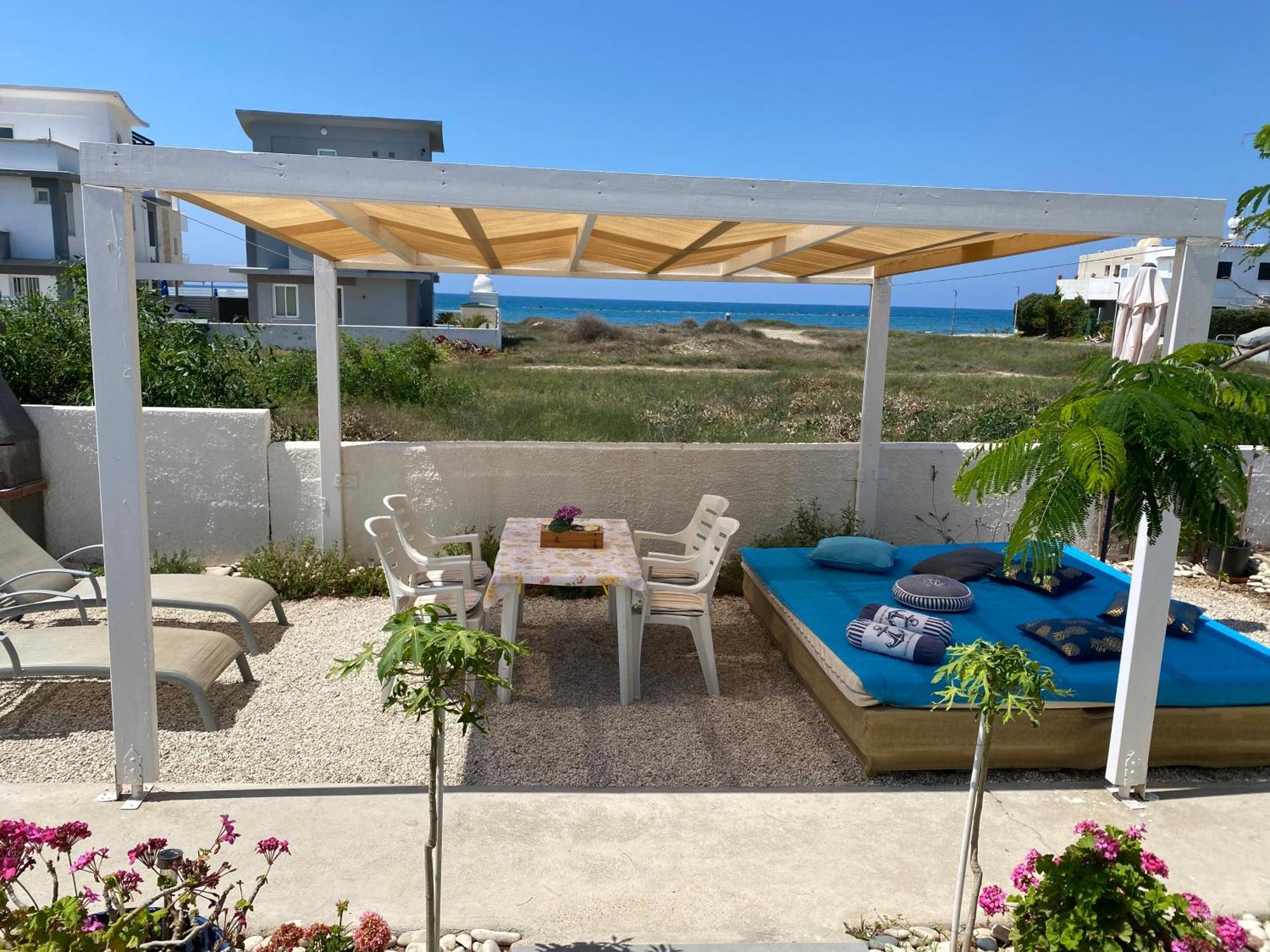Cozy Beach House Pervolia Exterior foto