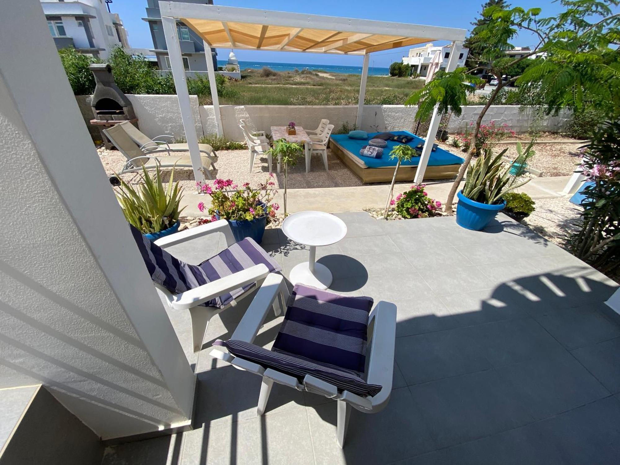 Cozy Beach House Pervolia Exterior foto